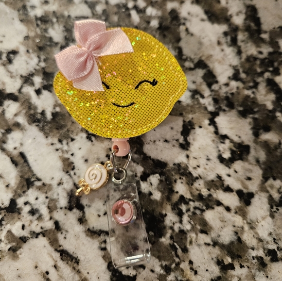 Accessories - Sparkly Lemon Badge Reel